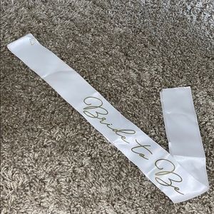 Bride to be sash w/ pin